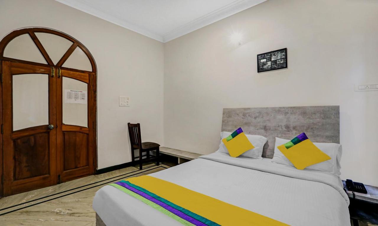 Itsy Hotels Anurag Inn Mysore Exterior foto